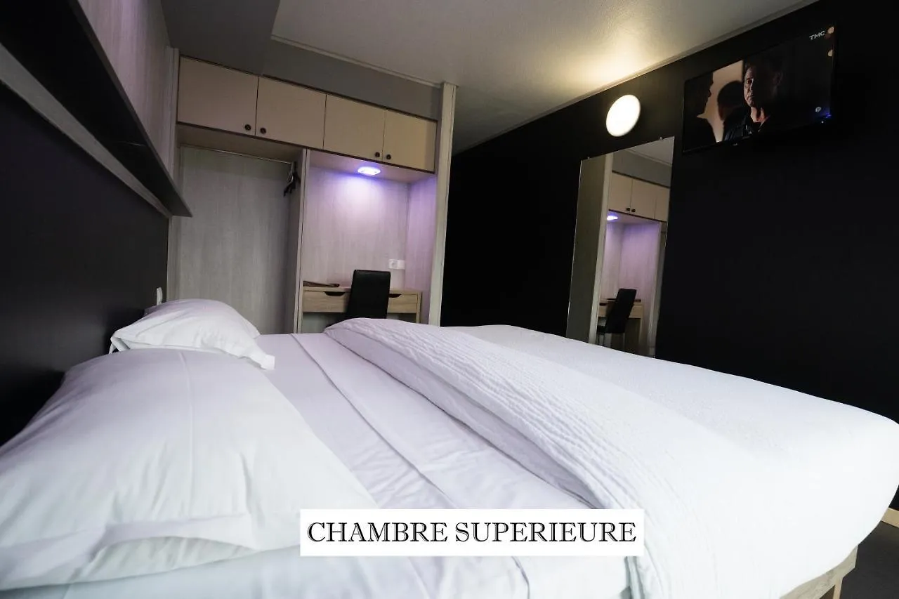 Hotel La Rocade Pamiers 2*,