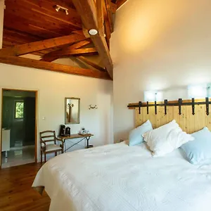 Domaine De Terrac Bed & Breakfast